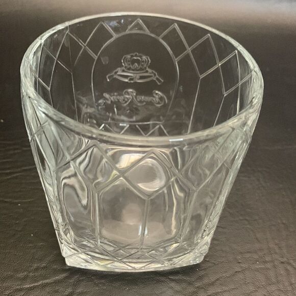 Crown Royal Whiskey 2 Glasses Embossed Stamped Diamond Cut Rocks Bar Cocktail - Picture 3 of 10